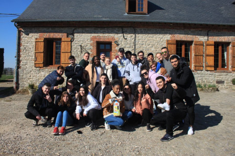 Étudiants de l’association CultureCo Rouen réunis pour une sortie en pleine nature